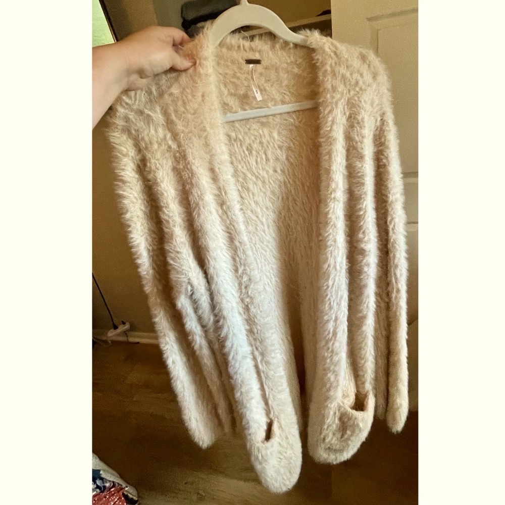 Free people medium sweater never worn